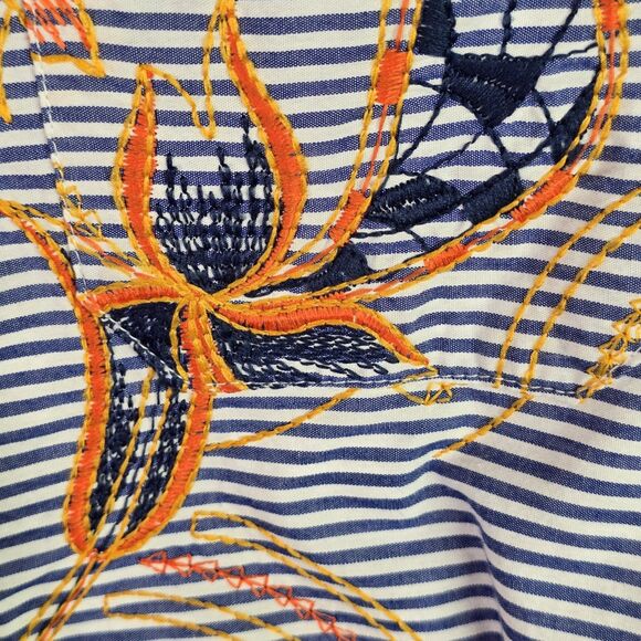 Peck & Peck Embroidered Striped Floral Shirt Small Cotton Boho Scallop Hem Blue - Picture 16 of 16